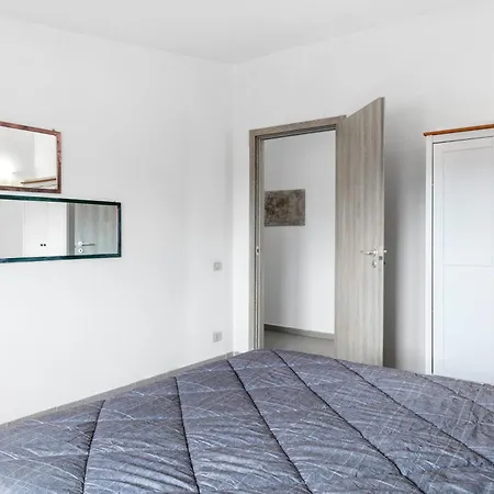 Apartment Stylish Modern Olbia